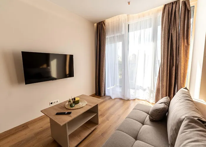 Sky Pool Escape Luxury In Center Apartment