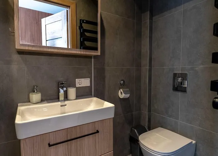 Apartment Sky Pool Escape Luxury In Center