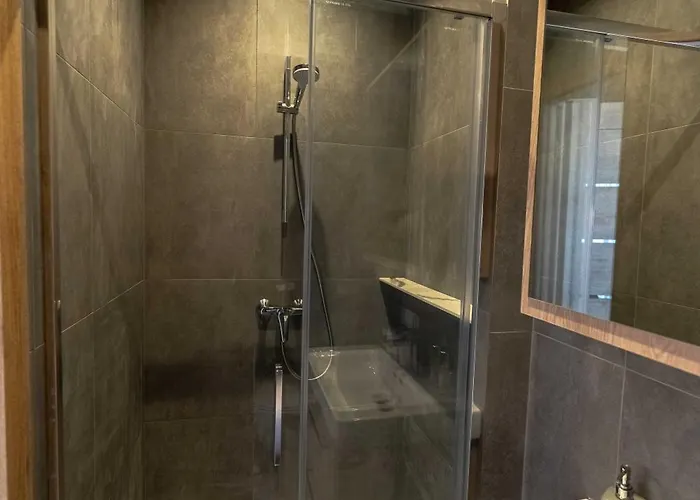 Sky Pool Escape Luxury In Center * 드루스키닝카이